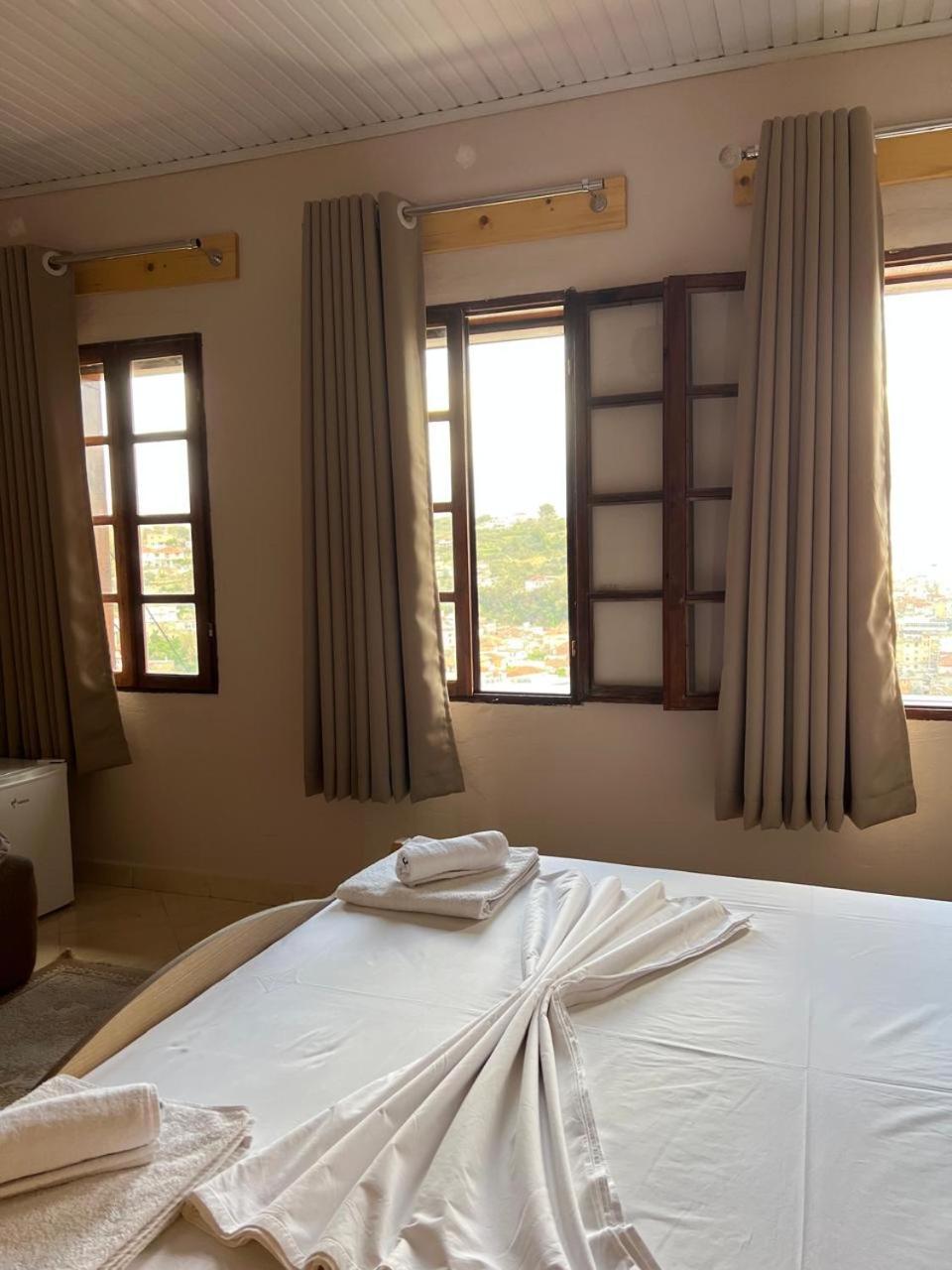 Guest House Lion Berat Exterior photo